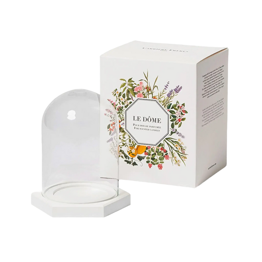 Cloche en verre Le Dôme pour protéger bougies parfumées Carrière Frères, socle bois octogonal blanc, ambretmusc
