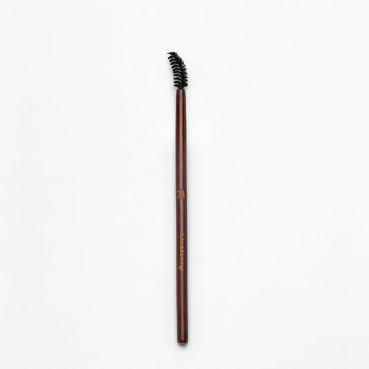 La Brosse à Sourcils | La Bouche Rouge