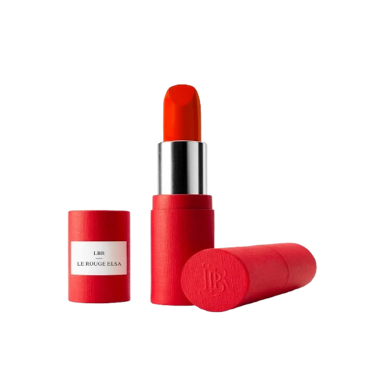 Rouge à lèvres Le Rouge Elsa de La Bouche Rouge, formule végane enrichie en algue anti-âge, ligne ambretmusc pour lèvres sublimes