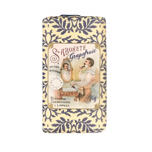 Savon solide Barbear Grapefruit Fig de Claus Porto, collection ambretmusc, parfum zesté au pamplemousse et figue pour une peau hydratée