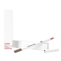 Crayon à sourcils noir en bois naturel de La Bouche Rouge ambretmusc pour intensifier et sculpter les sourcils avec subtilité
