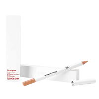 Crayon à sourcils blond de La Bouche Rouge ambretmusc en bois naturel pour intensifier et sculpter les sourcils avec subtilité.