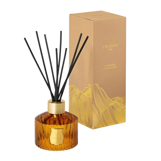 Diffuseur Altaïr de Trudon, collection ambretmusc boisé floral avec oud et pivoine, évocation des dunes du désert