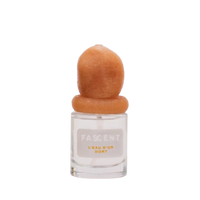 Eau de parfum L'Eau d'Or Dort de Fascent, collection Ambre et Musc, flacon évoquant douceur et fraîcheur