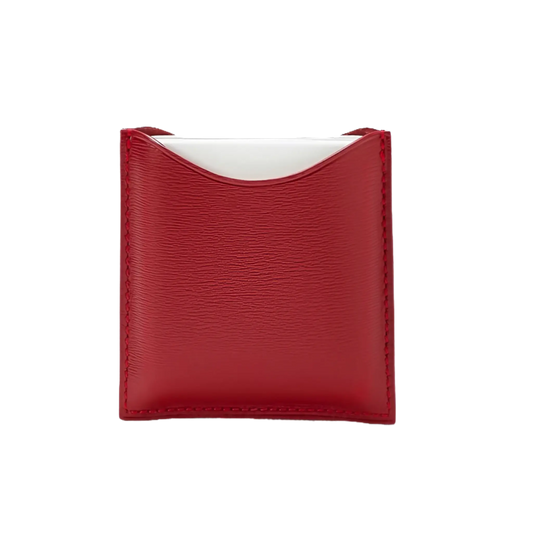 Poudrier en cuir rouge de La Bouche Rouge, collection ambretmusc, écrin rechargeable artisanal français sans plastique