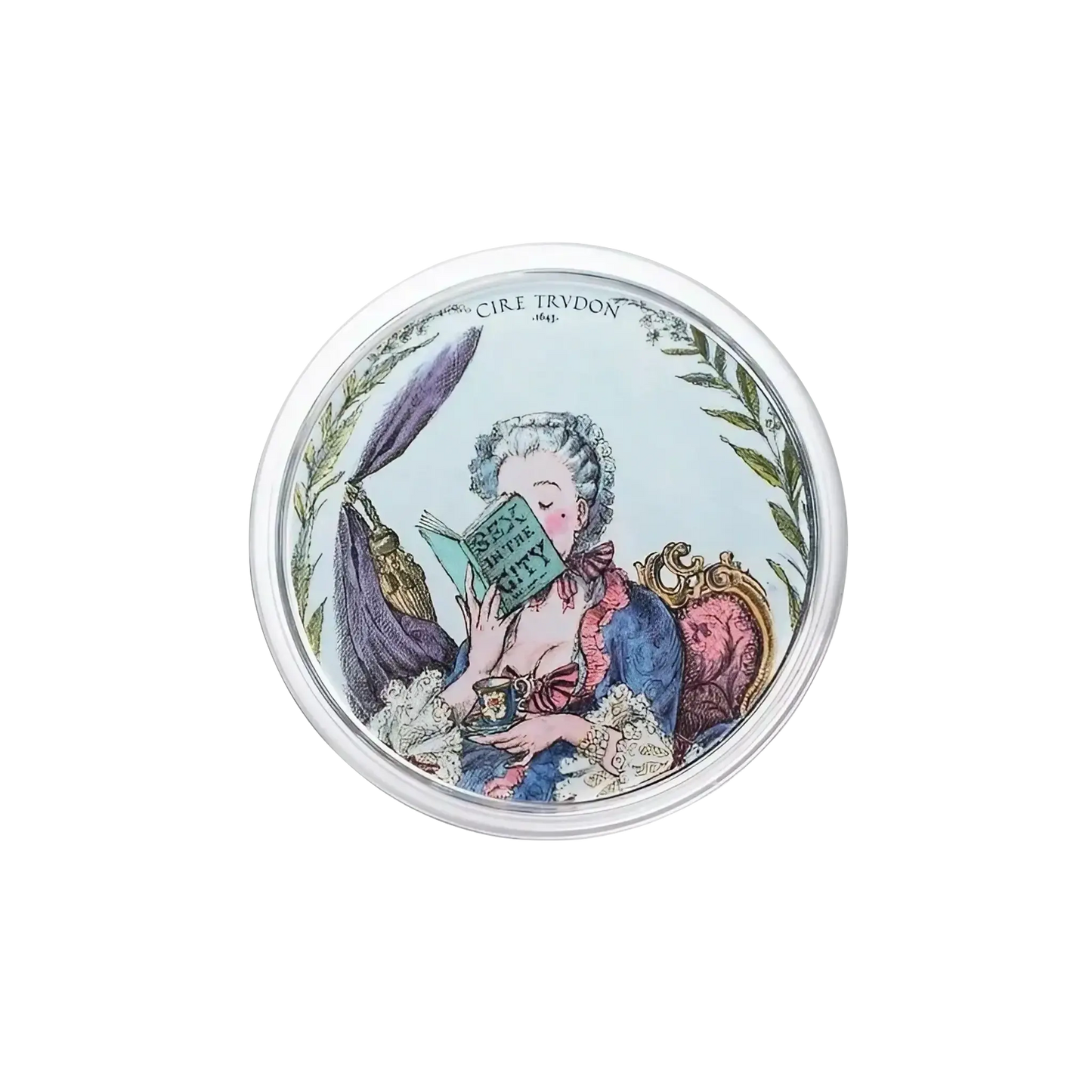 Image qui affiche Coupelles Verre La Marquise Coupelles d'une diamètre de 10.5cm Neuf. Une création par la Marque Trudon et vendu par Ambre&Musc Parfumerie de Niche et Institut de Beauté.