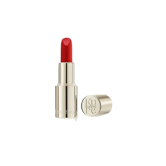 Image qui affiche Rouge à lèvres Lipstick Satin d'une contenance de 4g Neuf. Une création par la Marque Kure Bazaar et vendu par Ambre&Musc Parfumerie de Niche et Institut de Beauté.