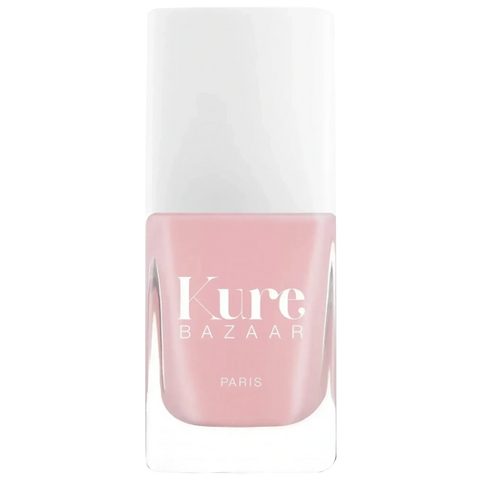 Image qui affiche Vernis Rose Milk Glow d'une contenance de 10ml Neuf. Une création par la Marque Kure Bazaar et vendu par Ambre&Musc Parfumerie de Niche et Institut de Beauté.