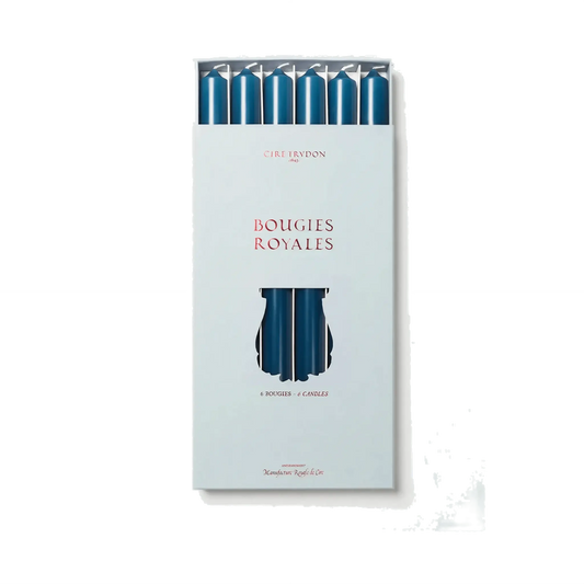 Image qui affiche Chandelles Royale Bleu Barbeau d'une contenance de 6 bougies Neuf. Une création par la Marque Trudon et vendu par Ambre&Musc Parfumerie de Niche et Institut de Beauté.